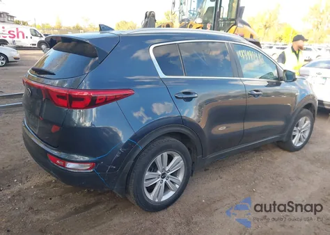 2017 Kia Sportage Lx z USA, uszkodzony, nr VIN KNDPMCAC2H7183837